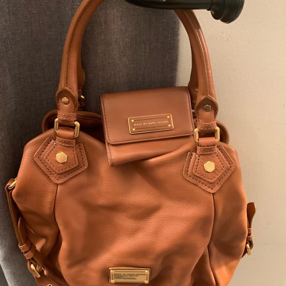 *MARC BY MARC JACOBS* - Picture 4 of 6